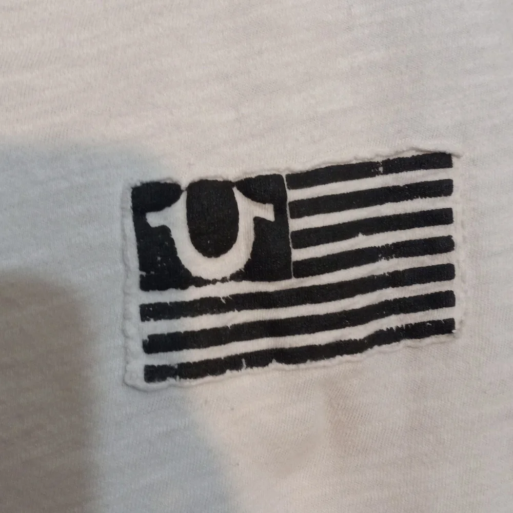 True religion tee